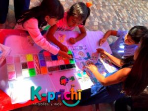 pixel art, figuras de pixel, taller pixel art, cuentas midi beads, taller de pixel art en CDMX y zona metropolitana